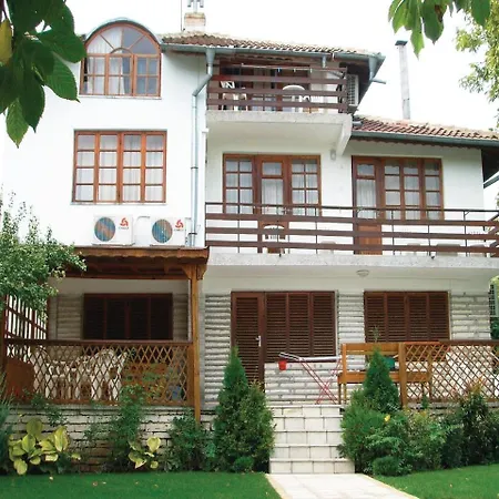 Five-bedroom Holiday In Holiday home