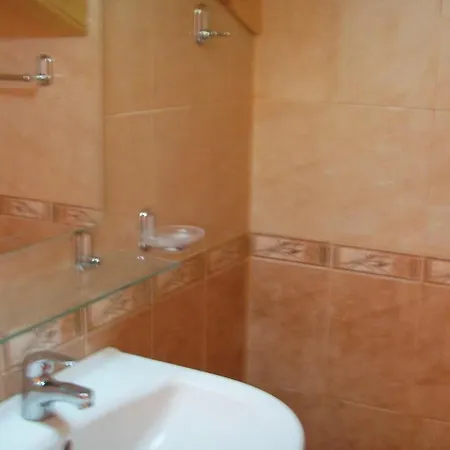Five-bedroom Holiday In